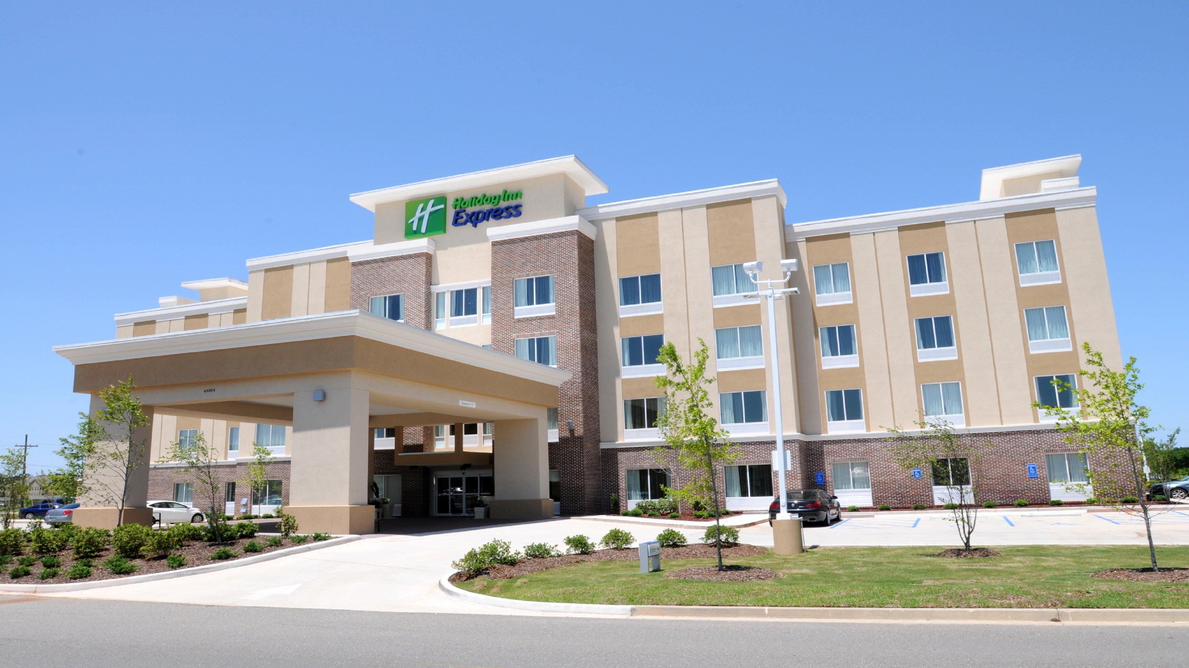 Holiday Inn Express Covington-Madisonville By Ihg Εξωτερικό φωτογραφία
