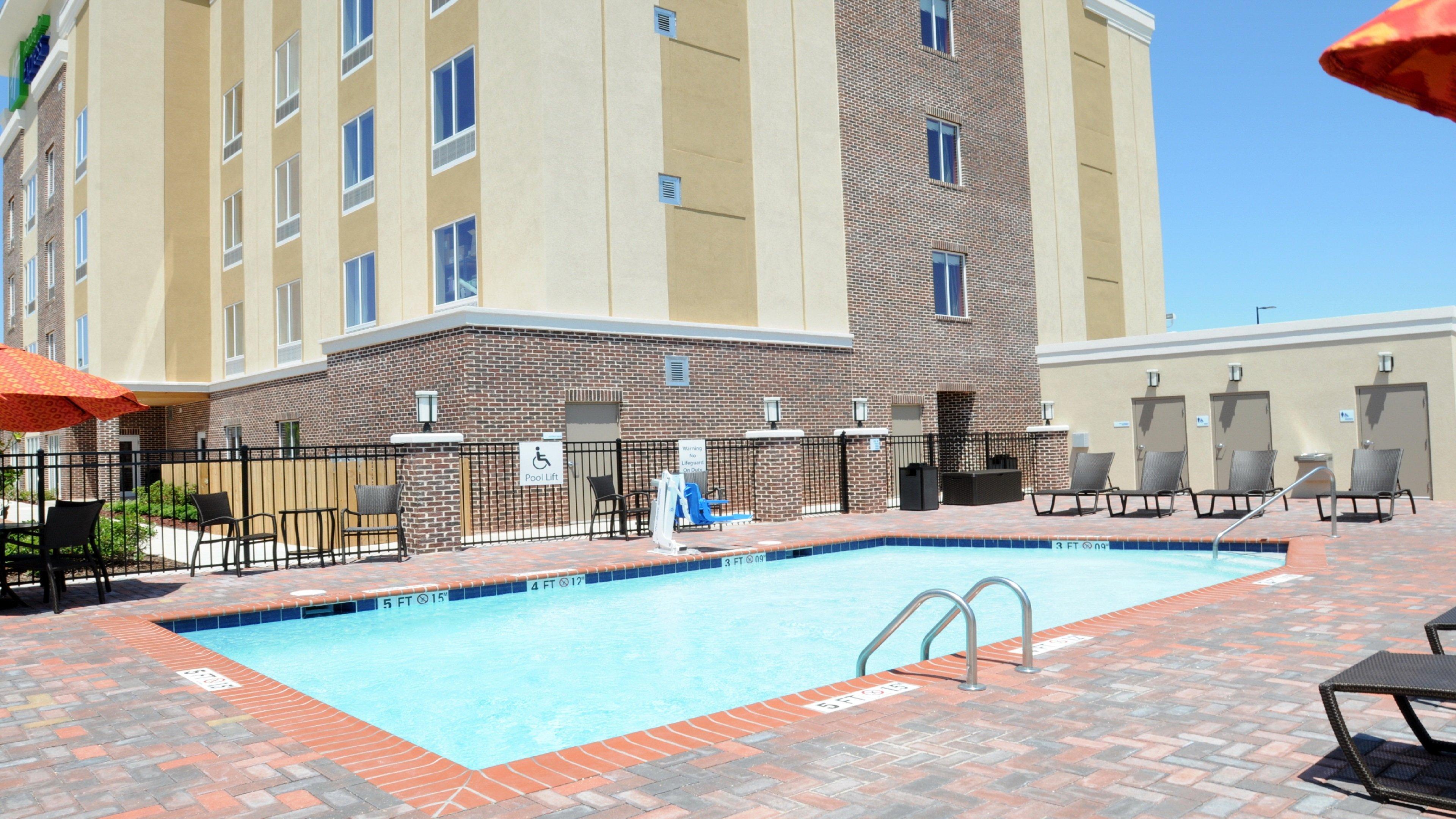 Holiday Inn Express Covington-Madisonville By Ihg Εξωτερικό φωτογραφία